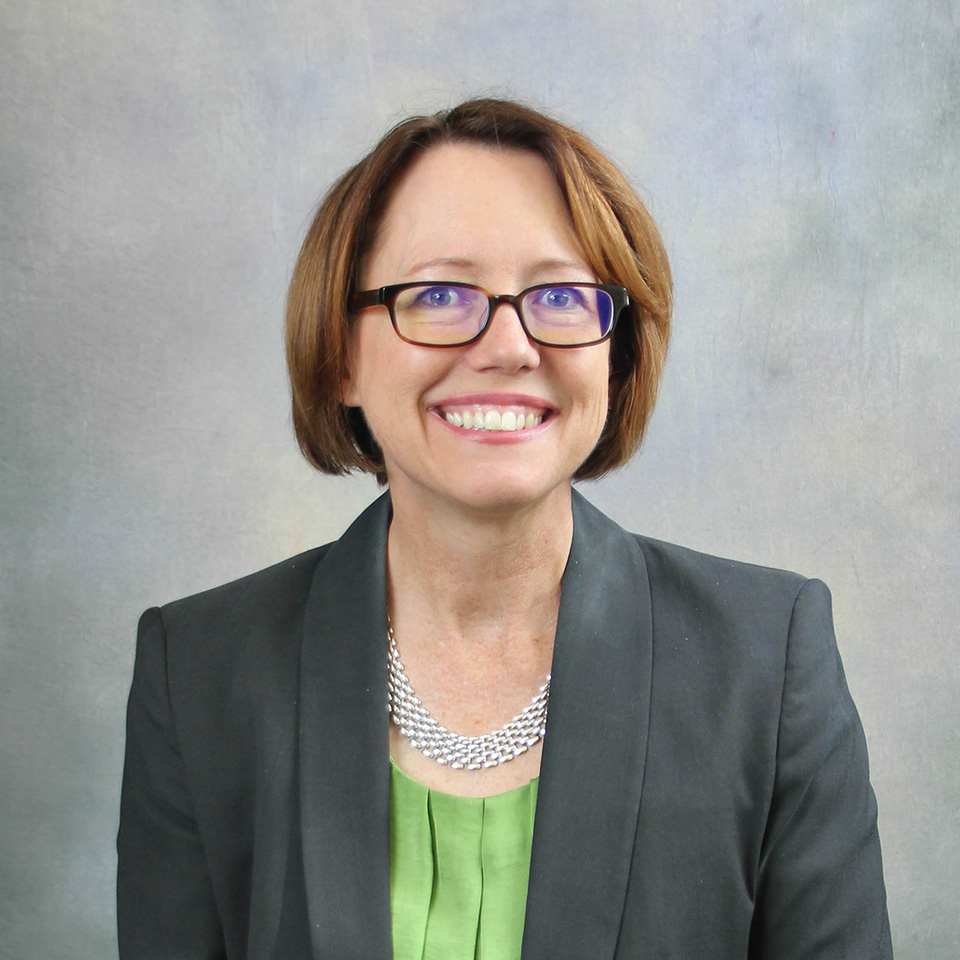 Portrait Julie Hartley